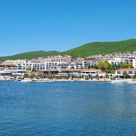 Lägenhet Dolce Ii Waterfront Aura Sea View Luxury