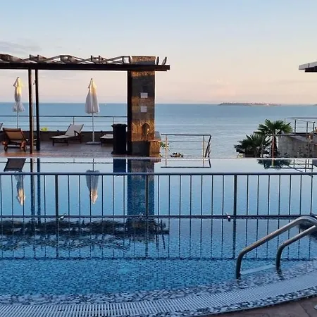 Dolce Ii Waterfront Aura Sea View Luxury דירה סבטי ולאס
